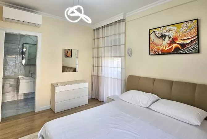 Shtepi me qera Apartament ne Tirane, 2+1, Mobilimi E mobiluar, Pagesa 1,100  Euro.
