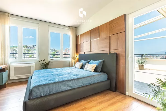 Penthouse (panoramic top floor) for sale in Tirana 3+1, Furnished