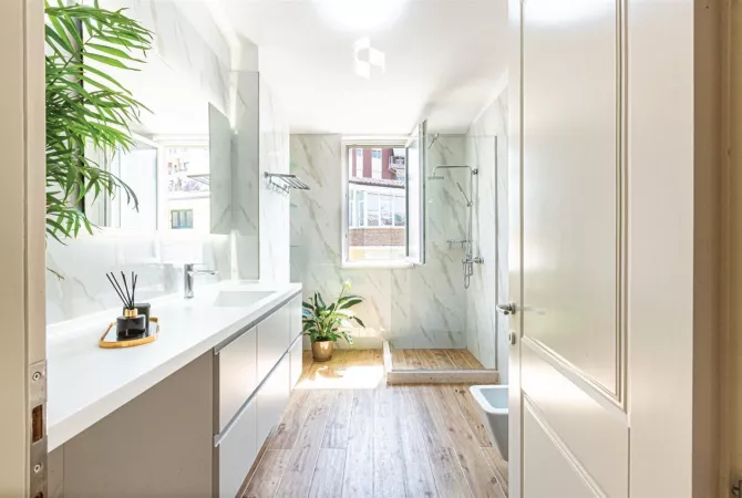 Penthouse (panoramic top floor) for sale in Tirana 3+1, Furnished