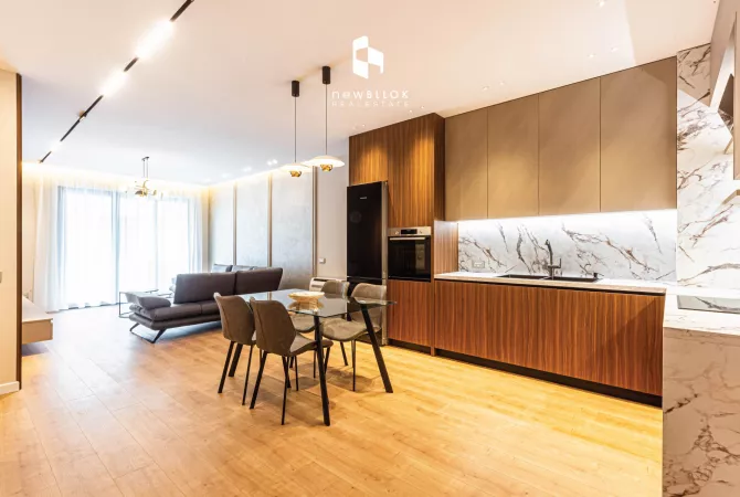 Shtepi me qera 2+1 ne Tirane - 1,500 Euro