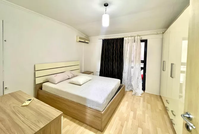 Shtepi me qera 2+1 ne Tirane - 800 Euro