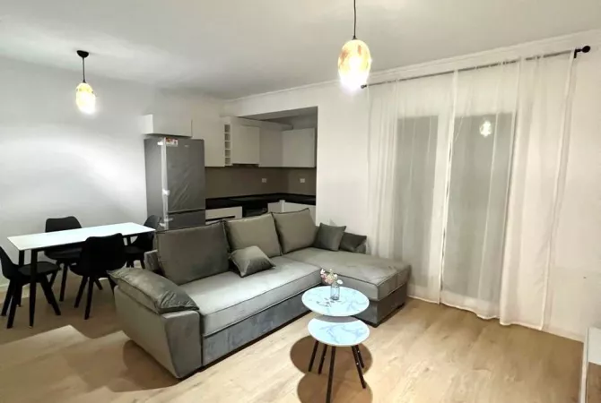 Casa in affitto 2+1 a Tirana - 800 Euro