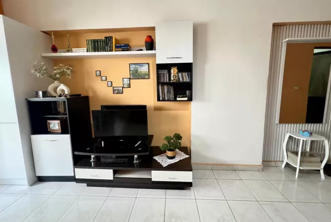Shtepi me qera 1+1 ne Tirane - 500 Euro