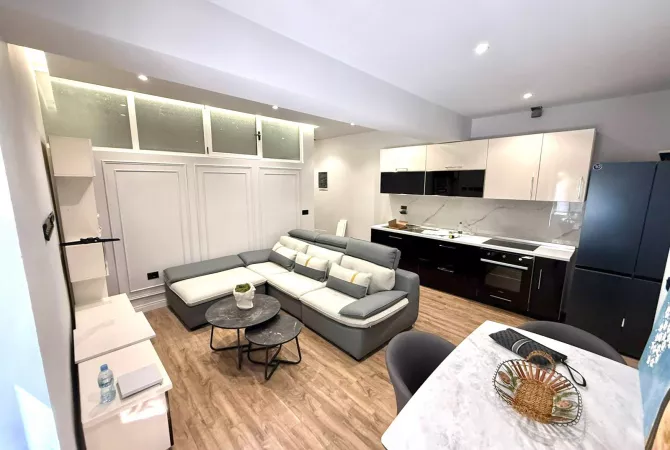 Shtepi me qera 2+1 ne Tirane - 600 Euro