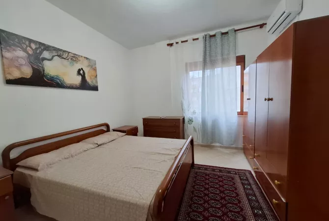 Shtepi me qera Apartament ne Tirane, 2+1, Mobilimi E mobiluar, Pagesa 56,000  Leke.