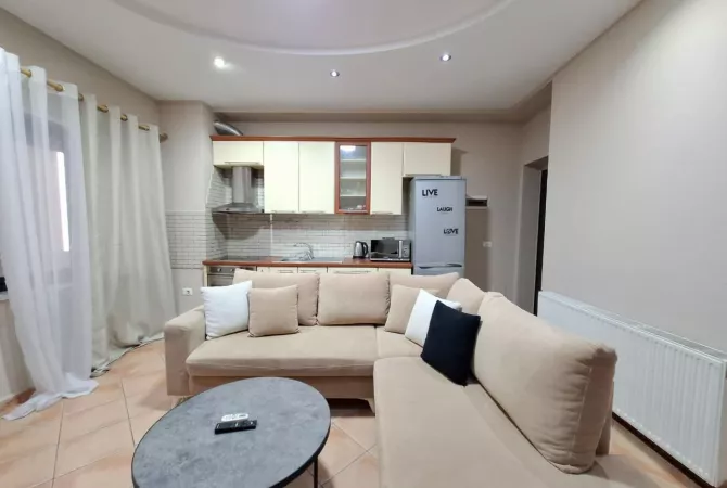 Casa in affitto 2+1 a Tirana - 800 Euro