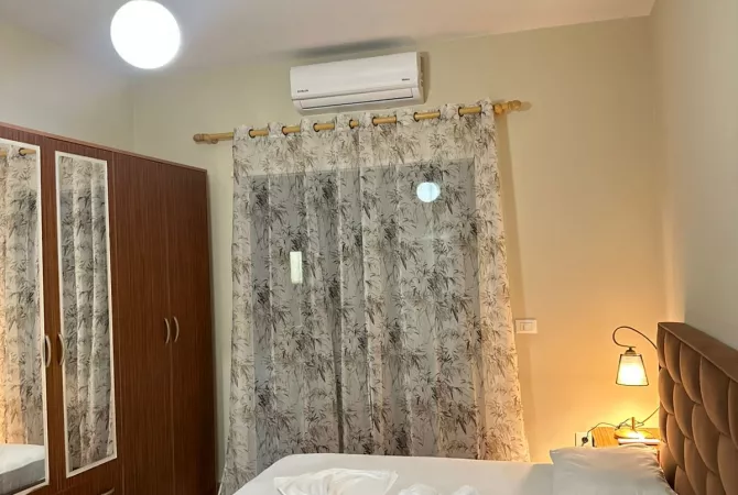 Shtepi me qera 2+1 ne Tirane - 800 Euro