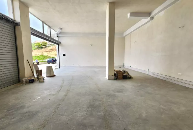 Ambient biznesi me qera 1+1 ne Tirane - 680 Euro