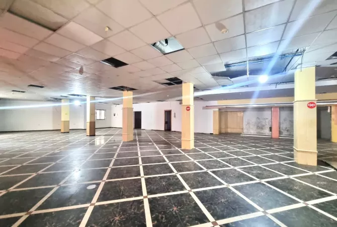 Ambient biznesi ne shitje 1+1 ne Tirane - 1,650,000 Euro