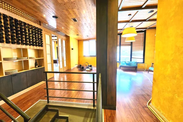 Ambient biznesi ne shitje 1+1 ne Tirane - 184,000 Euro