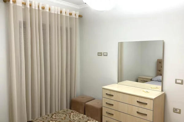 Shtepi me qera 2+1 ne Tirane - 600 Euro