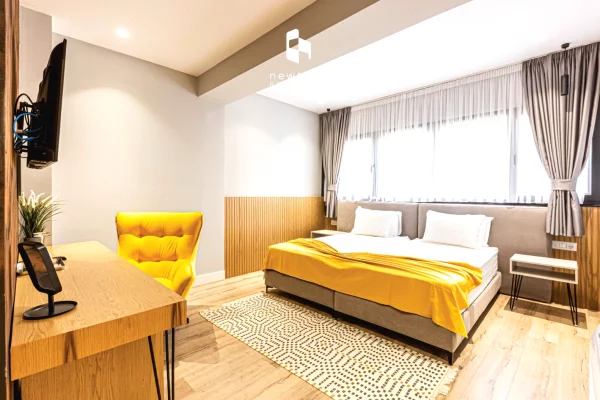 🏨 Hotel Modern Ne Shitje - Korce, Rr. e Vilave | me Pamje mbi gjithe Korcen | 1,500,000 Euro🔥