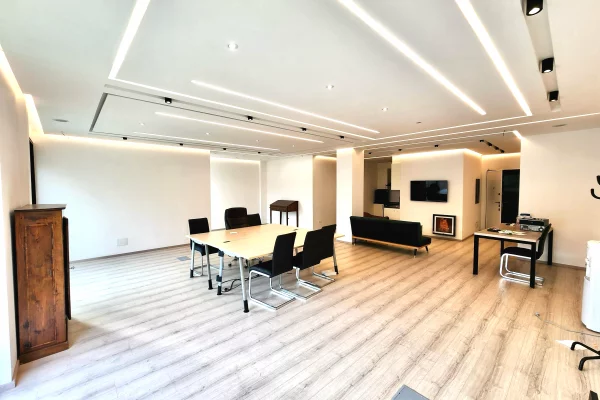 Elite OPEN SPACE Office (110m2) 📍 BLLOK - Credins - Totalisht i Rinovuar & me Super Pamje || 950Euro/Muaj Neto