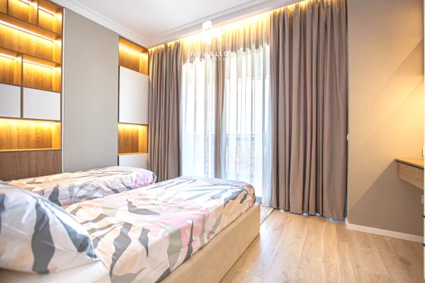 Shtepi me qera Apartament ne Tirane, 2+1, Mobilimi E mobiluar, Pagesa 1,500  Euro.