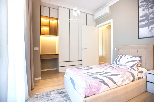 Shtepi me qera Apartament ne Tirane, 2+1, Mobilimi E mobiluar, Pagesa 1,500  Euro.