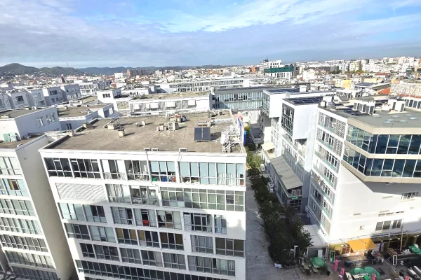 Shtepi me qera 2+1 ne Tirane - 70,000 Leke