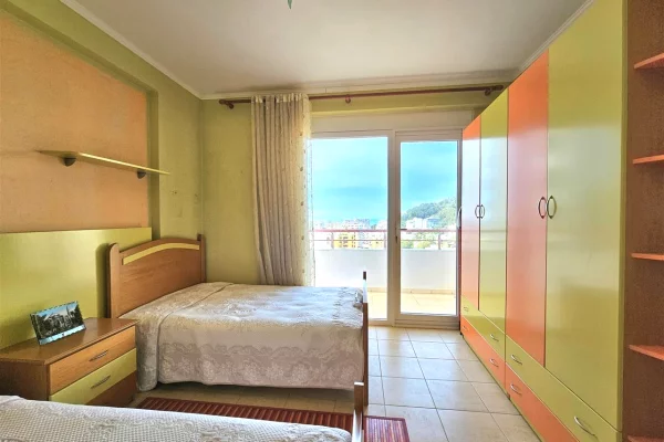 Shtepi me qera Apartament ne Durres, 2+1, Mobilimi E mobiluar, Pagesa 570  Euro.
