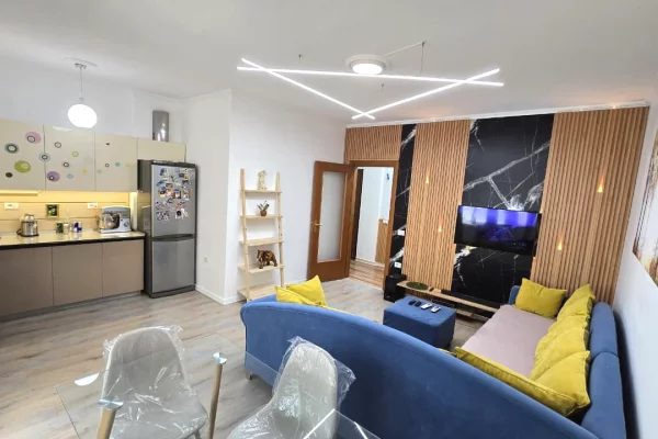 Casa in affitto 3+1 a Tirana - 1,350 Euro