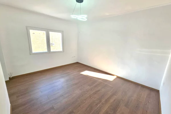 Shtepi ne shitje 2+1 ne Tirane - 149,000 Euro