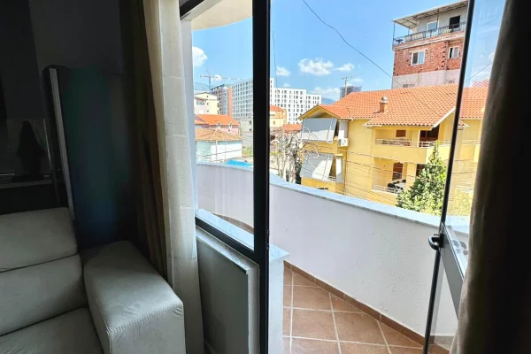 Shtepi me qera 2+1 ne Tirane - 600 Euro