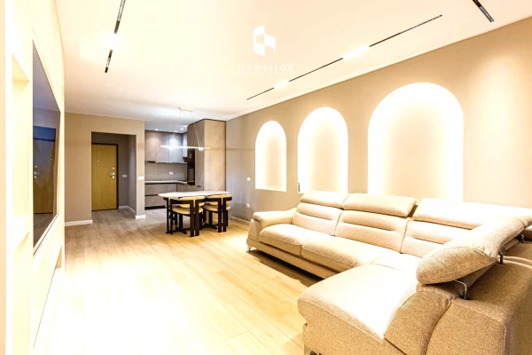 Shtepi ne shitje 2+1 ne Tirane - 320,000 Euro