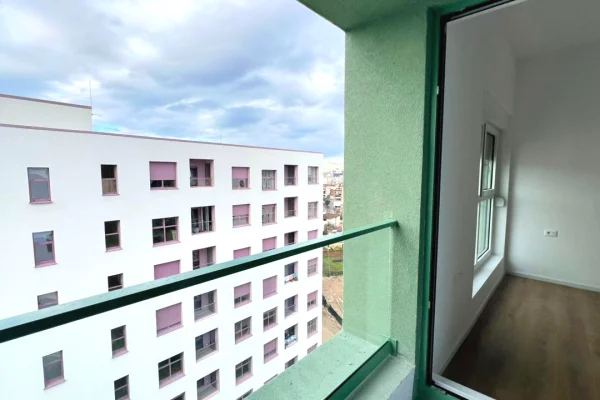 Ambient biznesi me qera 1+1 ne Tirane - 30,000 Leke