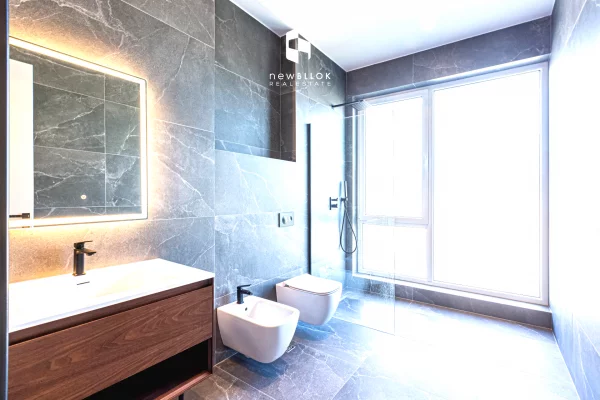 Shtepi me qera Vila Luksoze ne Tirane, 4+1, Mobilimi E mobiluar, Pagesa 4,000  Euro.