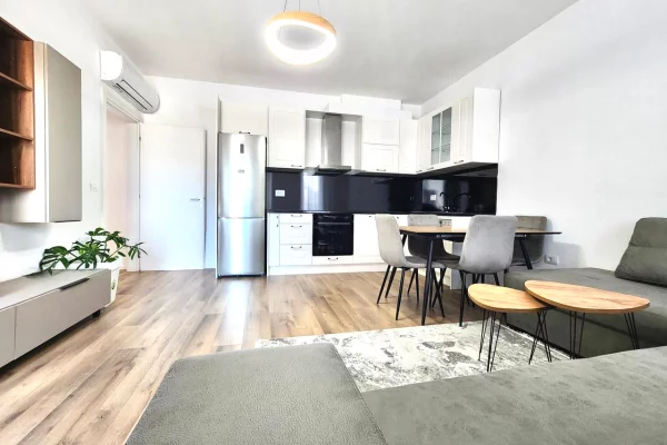 Shtepi me qera 1+1 ne Tirane - 550 Euro