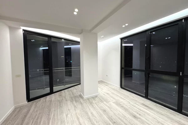 Apartment for rent in Tirana 2+1, Emty