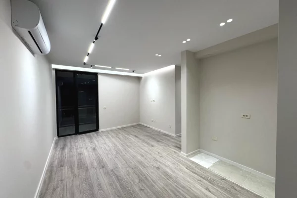 Apartment for rent in Tirana 2+1, Emty