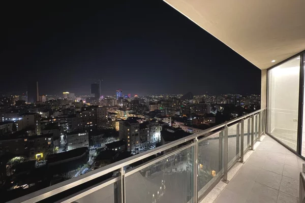 Shtepi me qera 2+1 ne Tirane - 1,100 Euro