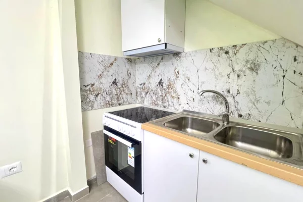 Casa in affitto 1+1 a Tirana - 400 Euro