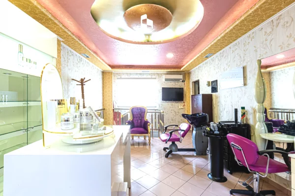 Me Qera: Ambient me 2 Kate 📍Mine Peza/Rr. Durresit || (1,000Euro/muaj) Super Location, Afer Qendres