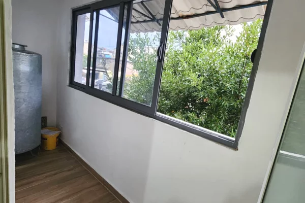 Shtepi ne shitje 1+1 ne Tirane - 95,000 Euro