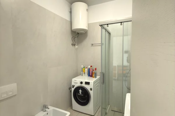 Shtepi ne shitje Apartament ne Tirane, 2+1, Mobilimi E mobiluar, Pagesa 355,000  Euro.