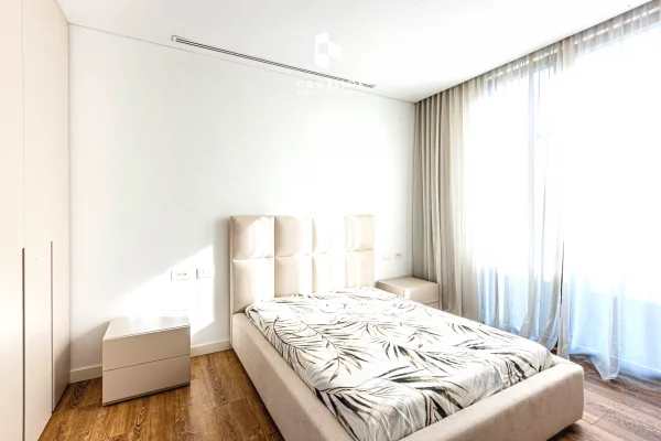 Shtepi me qera Vila Luksoze ne Tirane, 4+1, Mobilimi E mobiluar, Pagesa 4,500  Euro.