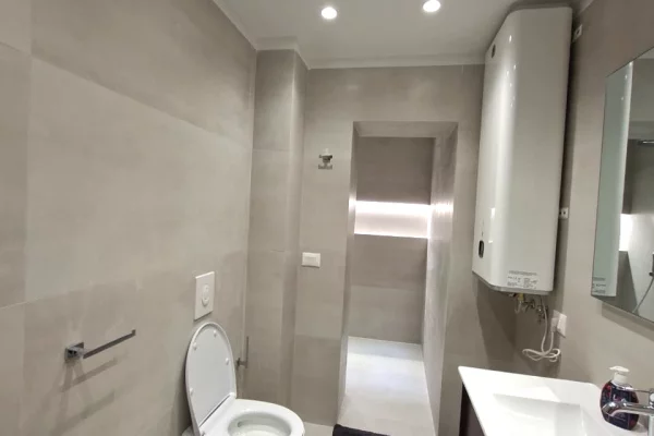 Shtepi me qera Apartament ne Tirane, 2+1, Mobilimi E mobiluar, Pagesa 850  Euro.