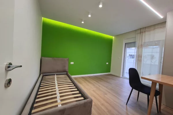 Shtepi me qera Apartament ne Tirane, 2+1, Mobilimi E mobiluar, Pagesa 850  Euro.
