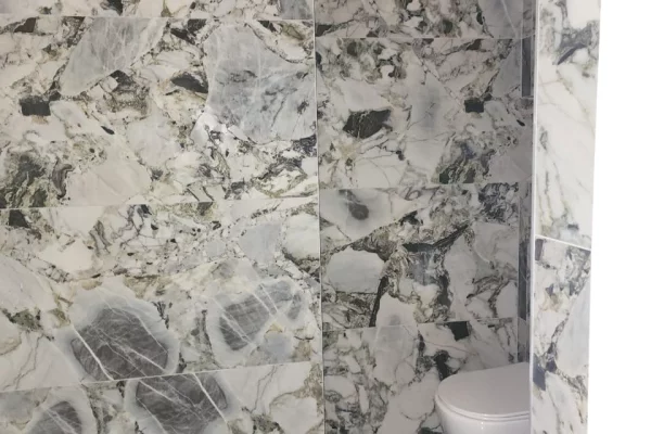 Shtepi ne shitje Apartament ne Tirane, 2+1, Mobilimi Bosh, pa mobiluar, Pagesa 223,000  Euro.