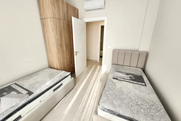 Shtepi me qera Apartament ne Tirane, 2+1, Mobilimi E mobiluar, Pagesa 1,100  Euro.