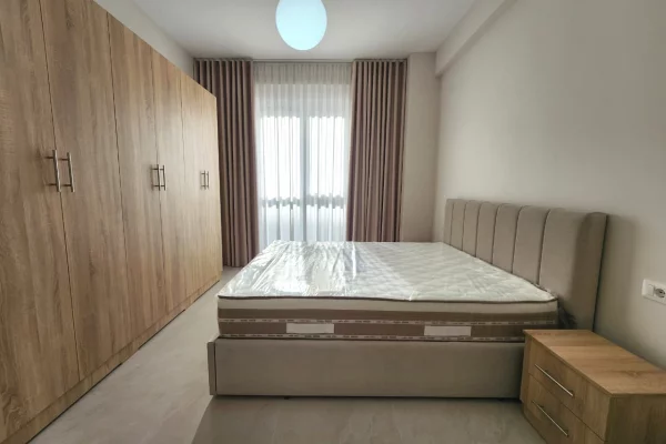 Shtepi me qera Apartament ne Tirane, 2+1, Mobilimi E mobiluar, Pagesa 1,100  Euro.