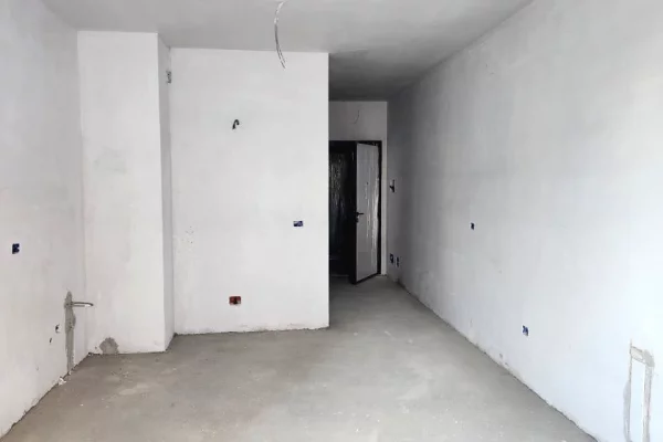 Apartment for sale in Tirana 1+1, Emty