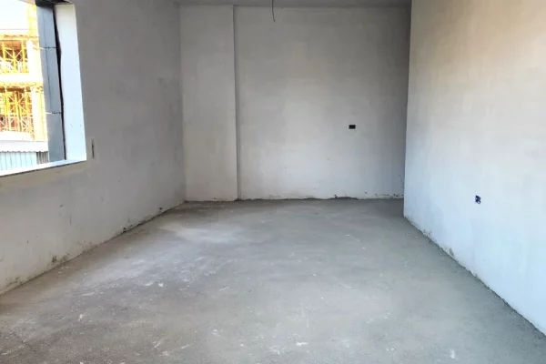 Apartment for sale in Tirana 1+1, Emty