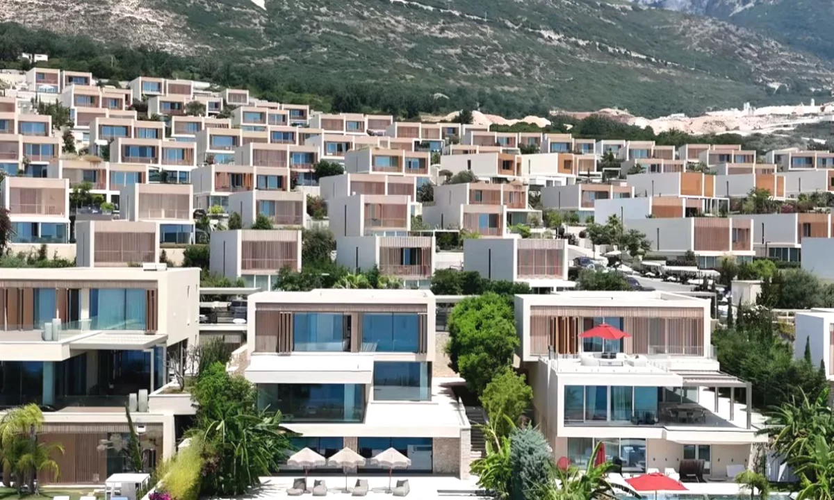 Shtepi ne shitje Vila Luksoze ne Himare, 3+1, Mobilimi E mobiluar, Pagesa 16,300,000  Euro.