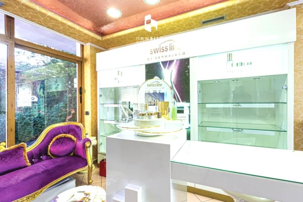 Shitet: Ambient me 2 Kate 📍Mine Peza/Rr. Durresit || (450,000 Euro) Super Location, Afer Qendres