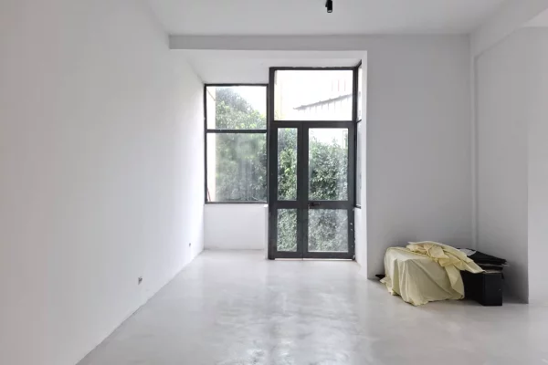 ZYRE ME Qira ,Open Space:📍 Qender/ Fillim Rruges Durresit ( fiks mbrapa dyanit te luleve) 110 m2 ||