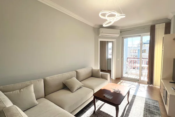 Me Qera : 2+1+ Kuzhine Vec📍Rruga e Kavajes ( 7 Min Larg Qendres🏃🏻‍♂️) - 75,000 Lek - S.95m² - 100