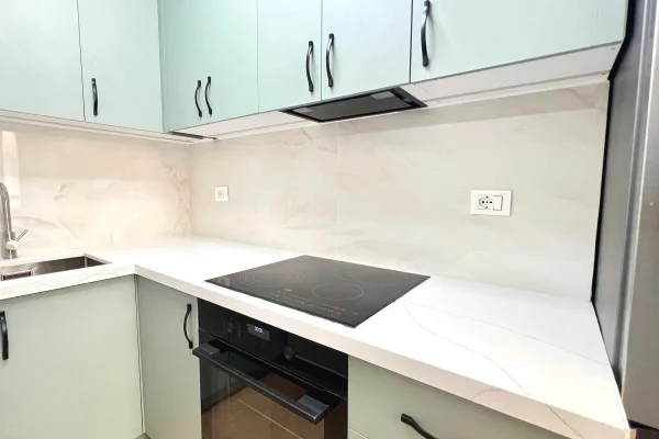 Shtepi me qera Apartament ne Tirane, 2+1, Mobilimi E mobiluar, Pagesa 75,000  Leke.