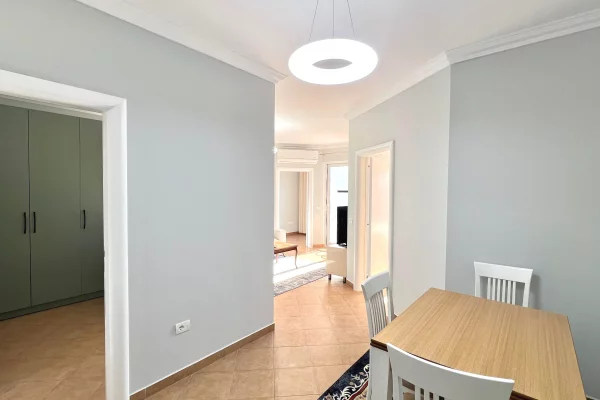 Shtepi me qera Apartament ne Tirane, 2+1, Mobilimi E mobiluar, Pagesa 75,000  Leke.