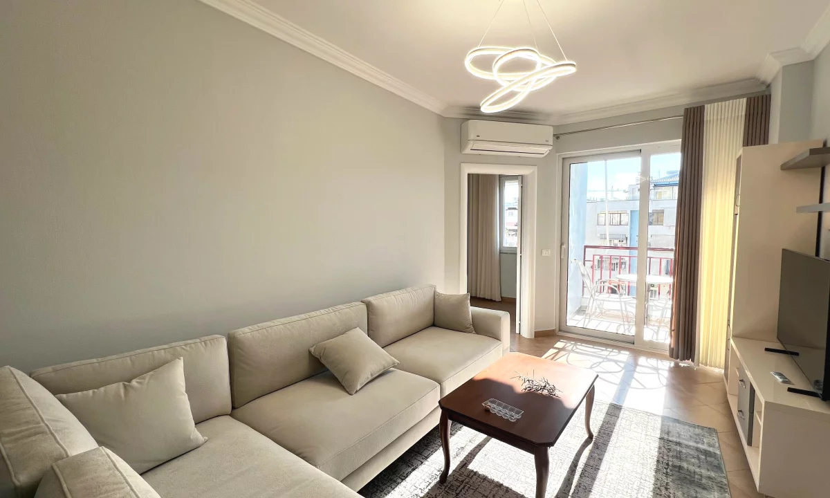 Shtepi me qera Apartament ne Tirane, 2+1, Mobilimi E mobiluar, Pagesa 75,000  Leke.